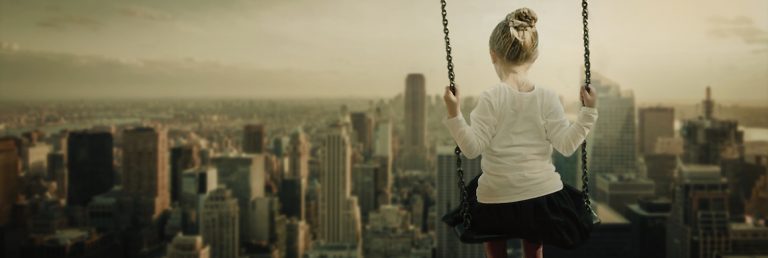 Henley Announces MBA Women in Leadership Scholarship Competition | MetroMBA