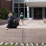 Babson Reveals New Scholarships, Rankings, for Blended Learning MBA